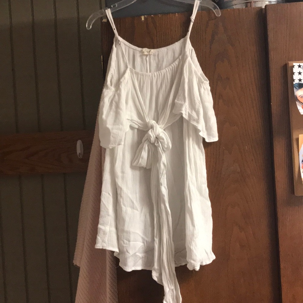 White flow off the shoulder shirt